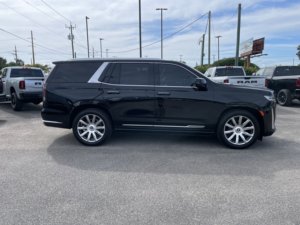 Cadillac Escalade Premium Luxury Platinum 4WD Usado de Alta Calidad, Año 2023 - Product Image 4
