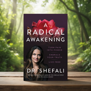Un réveil radical par la révélatrice Dr. Shefali Tsabary – Impression de livres personnalisés à couverture souple - Product Image 1