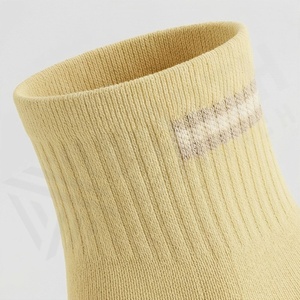 Calcetines Cortos Transpirables de Tela para Hombre, Primavera-Verano, de Corte Bajo, Delgados, Suaves y Cómodos, Color Personalizado - Product Image 4