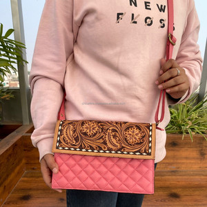 Sacs à bandoulière en cuir matelassé usinés à la main de designer de marque de luxe Sacs à main en cuir de vache treillis diamantés de luxe Pochettes pour femmes - Product Image 2