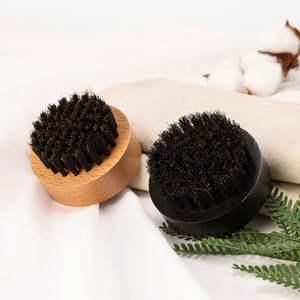 Brocha de Afeitar Estilo Barbería con Mango de Madera Resistente y Pelo Kolinsky para un Afeitado Preciso y Confortable, Hecha a Mano para Uso Diario - Product Image 5