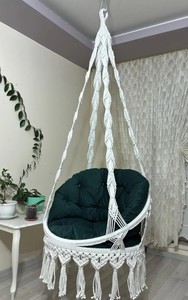 Silla Colgante de Macramé Arlina – Silla Columpio Boho Hecha a Mano con Cojín, Macramé para Interiores y Exteriores - Product Image 2