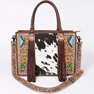 Sac fourre-tout en cuir de vachette à poils, style western, avec motif tournesol et cactus, et franges, sac bandoulière messager pour femme - Product Image 1