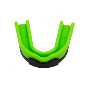 Protège-dents en silicone double couche vert, moulable, équipement de sport protecteur, boxe, adultes, ajustement universel, design léger, personnalisable - Product Image 1