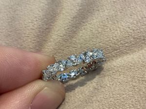 Bague d'éternité de luxe en or blanc 14K/18K avec diamants taille marquise, empilable, pour mariage, fabricant de joaillerie fine - Product Image 1