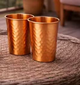 Verres à boire en cuivre gravés, design personnalisé, gobelets métalliques pour eau, jus, cocktails, durables, réutilisables, pour cuisine et bar. - Product Image 4