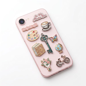 Servicios de Fabricación de Pins Metálicos Esmaltados en 3D con Impresión UV y Baño de Oro |   Impresión Directa a Todo Color, Marca OEM |   Fábrica en Vietnam - Product Image 4