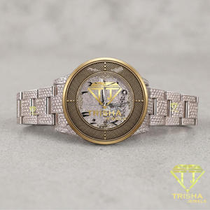 Elegante Reloj de Pulsera Analógico de Acero Inoxidable con Esfera de Cristal Verde y Bisel con Diamantes Moissanite - Product Image 4