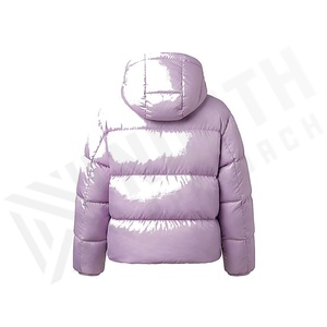 เสื้อแจ็คเก็ตมีฮู้ดบุนวมสำหรับผู้หญิง สีม่วง แขนยาว กันลม บุด้วยโพลีเอสเตอร์ ความยาวสั้น ปิดด้วยซิป - Product Image 2