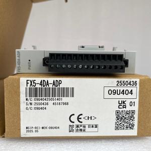 Controlador PLC FX5-4DA-ADP - 4 E/S 220-240V/110V para Automatización Industrial y Control, Programación PLC - Product Image 3