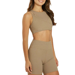 Ensemble short et soutien-gorge de yoga en tissu côtelé de haute qualité, personnalisable, fabriqué au Pakistan, pour l'entraînement physique et les vêtements de sport - Product Image 4