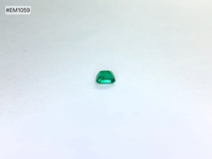 Esmeralda Premium de Grado 3A de Zambia, Forma Octogonal, 0.78ct, Gema Suelta Genuina, Color Intenso, para Joyería Exclusiva - Product Image 2