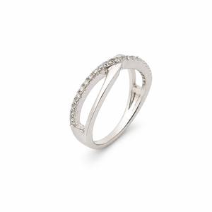 Bague torsadée croisée en argent sterling 925 pour femme avec zircone cubique pavée, style minimaliste élégant, finition polie, pour usage quotidien - Product Image 2