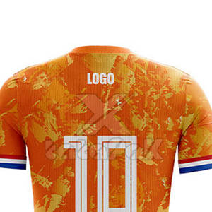 Camiseta de Fútbol Profesional para Hombre Adulto, Incluye Pantalones Cortos, Hecha con Material 100% Poliéster, Transpirable y Ligero - Product Image 5