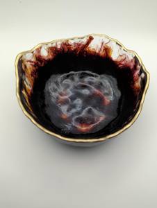 Cuenco de Boda Moderno de Resina Negra y Dorada de Lujo con Diseño Ecológico - Product Image 4