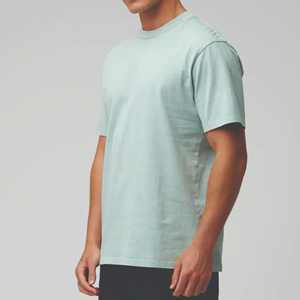T-shirt en coton à manches courtes pour homme, bleu clair, coupe classique, col rond, décontracté, couleur unie, jersey tricoté, design simple - Product Image 2