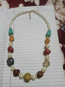 Elegante Collar de Cuentas de Vidrio Hecho a Mano, Joyería de Moda con Cuentas Coloridas para Uso Casual, Étnico y de Diseño - Product Image 2