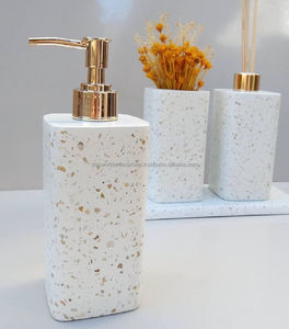 Lot de 4 accessoires de salle de bain en bois MDF avec décor hexagonal pour salle de bain Distributeur de savon liquide 2 gobelets Plateau à savon - Product Image 4