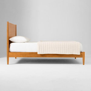 เตียงไม้จริงสไตล์โมเดิร์นกลางศตวรรษ ขาเรียว ขนาดคิงไซส์และควีนไซส์ - Product Image 3