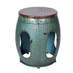 Taburete de Hierro Forjado a Mano, Mesa Auxiliar de Estilo Moderno con Diseño Remachado, Asiento de Madera Maciza, Acabado Antiguo Color Verde Azulado, Taburete Decorativo en Oferta - Product Image 1