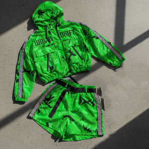 ชุดเสื้อแจ็คเก็ตและกางเกงขาสั้นผ้าฟลีซสีแดงขาวสำหรับผู้ชาย Money Mafia Clothing สไตล์สตรีทแวร์ ระบายอากาศได้ดี ผลิตจากโพลีเอสเตอร์ ลายหัวกะโหลก เหมาะสำหรับฤดูใบไม้ร่วง - Product Image 6