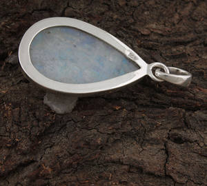 Collar con Colgante de Piedra Lunar Arcoíris Natural, Plata de Ley 925, Chapado en Platino, Engaste Vintage, Gema Auténtica con Destello Azul - Product Image 6