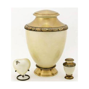 Handcrafted Brass Cremation Urns Set for Human Ashes Adult Decorative Metal Funeral Ashes Urn Heart <b>Keepsake</b> <b>Box</b> Urn Metal Urns - Product Image 2