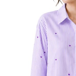 Camisa de Mujer Personalizada con Botones, Rayas Blancas y Moradas Lavanda, Blusa de Algodón de Manga Larga con Bordado de Corazón, Corte Holgado, Estilo Casual - Product Image 3