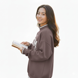 Sweat-shirt confortable personnalisé pour femme, col rond, vert menthe, manches longues, tricoté en coton 100%, imprimé lettres, style automne - Product Image 4