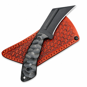 Cuchillo de caza Welltrox Industries de grado industrial/DIY con hoja de acero de alto carbono, mango texturizado de micarta negra y funda. - Product Image 1