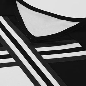 Conjunto de Uniforme de Porristas de Diseño Personalizado al por Mayor, Top Blanco sin Mangas de Spandex, Falda con Pedrería y Estampado por Transferencia Térmica 100% - Product Image 3