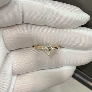 แหวนเพชรทรงปรินเซสคัท 2.02 กะรัต ผลิตในห้องปฏิบัติการ สำหรับผู้หญิง ทองคำแท้ 14K ของขวัญงานแต่งงานสำหรับคู่รัก - Product Image 1