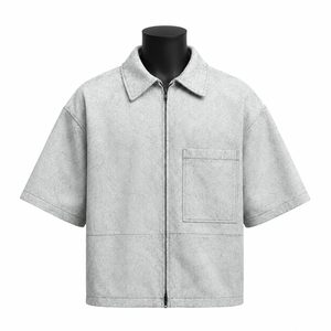 Chemise décontractée pour homme à manches courtes avec fermeture éclair, col rabattu, couleur unie, sergé, ODM, collection printemps, 100 % coton biologique, écologique - Product Image 1