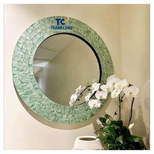 Espejo de ratán profesional de fábrica para compradores de largo plazo que combina inspiración de espejos de ratán italianos vintage y calidad de exportación. - Product Image 1