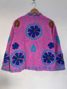 เสื้อแจ็คเก็ตสั้นปักลายซูซานีผ้าฝ้ายสีชมพูสวยงาม ทำมือ กันลม อุ่นสบาย เหมาะสำหรับใส่ไปเที่ยวชายหาดในฤดูหนาว - Product Image 6
