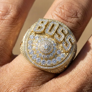 Anillo de Lujo BOSS con Moissanita, Diseño de Racimo Redondo, Acabado en Oro Amarillo, Joyería Hip Hop para Hombre - Product Image 3