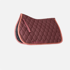 Tapis de selle de dressage avec doublure en polaire, extérieur en coton, sangle de maintien durable, couleur bordeaux, pour l'entraînement des chevaux - Product Image 1