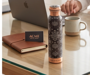 Botella de Cobre de Diseño Premium con Patrón Oriental, Impresión Personalizada Única, Ideal para Regalos Personalizados, Viajes, Hogar, Gimnasio, Senderismo - Product Image 1