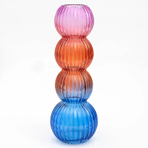 Vase en verre artistique moderne Cosmos pour fleurs fraîches, tiges séchées et décoration intérieure à prix de gros - Product Image 2