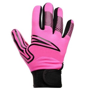 Gants de football gaélique professionnels de haute qualité, personnalisés, couleur noir et or. - Product Image 5
