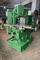 Machine à fraiser universelle à alimentation automatique, entièrement engrenée, avec broche ISO40 n°3 (SuperTech Make / Modèle STOF-3)