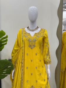 Proveedor Indio de Sharara Palazzo Salwar Kameez Moderno y Elegante de Seda Chinon Georgette con Bordado - Product Image 2