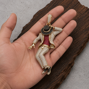 Colgante Personalizado de Bailarín Hip Hop con Micro Pavé de Diamantes de Imitación, Chapado en Oro sobre Plata 925, con Diamantes de Laboratorio y Moissanita, Estilo Celebridad - Product Image 1