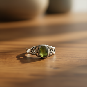 2.8 Grams <b>Peridot</b> Fashion <b>Ring</b> - Product Image 3