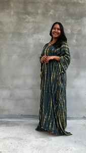 Robe Kaftan Tie-Dye Verte pour Plage, Vacances, Croisière, Fête au Bord de la Piscine, Tenue de Détente à Domicile – Options de Longueur - Product Image 5