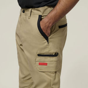 Pantalons de travail de sécurité personnalisés de haute qualité avec matériau respirant, durables et confortables pour les travaux de construction - Product Image 3