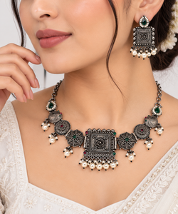 ชุดสร้อยคอและต่างหูแบบโบฮีเมียนสำหรับผู้หญิงจาก ARTS JEWELS ทำจากสแตนเลสสตีลชุบทองสองสี ประดับมุกหยดน้ำและหยก ดีไซน์ลายดอกไม้ - Product Image 3