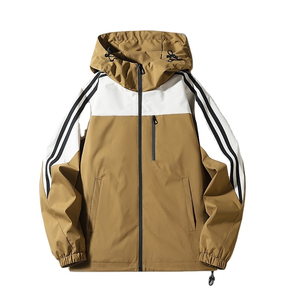 Chaqueta Cortavientos Ligera Personalizada para Hombre, Fabricante de Chaquetas Cortavientos Retro de los 80 con Logotipo Bordado para Exteriores, 2026 - Product Image 3