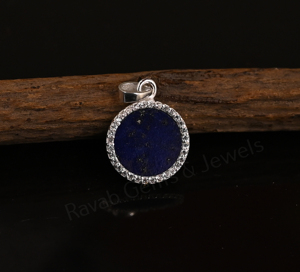 Pendentif unisexe chrétien en argent 925 plaqué rhodium avec pierre précieuse naturelle Lapis Lazuli de 10 mm, serti clos et orné de zircons cubiques - Product Image 2