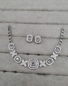 Exquisite Butterfly Link American Diamond Collar Necklace Set With Stud Earrings Designer <b>Costume</b> <b>Jewelry</b> Set For Women Supplier - Product Image 2